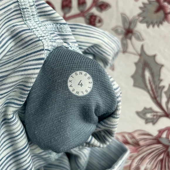 Lululemon Wunder Under Crop High Rise 21" Wee Are From Space Sheer Blue Chambray - Picture 6 of 6